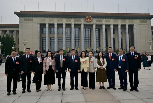 中国工会十八大代表风采丨朱文英：扛起工会担任，与宽大职工一路争做新时期奋斗者